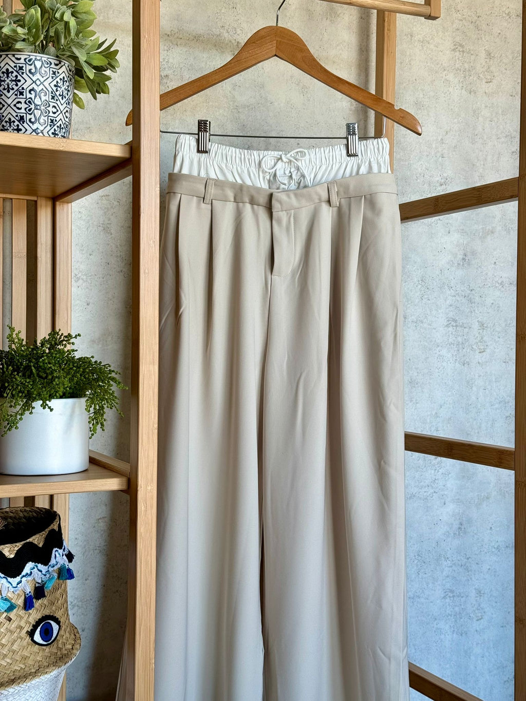 Beige Pant with White Waist