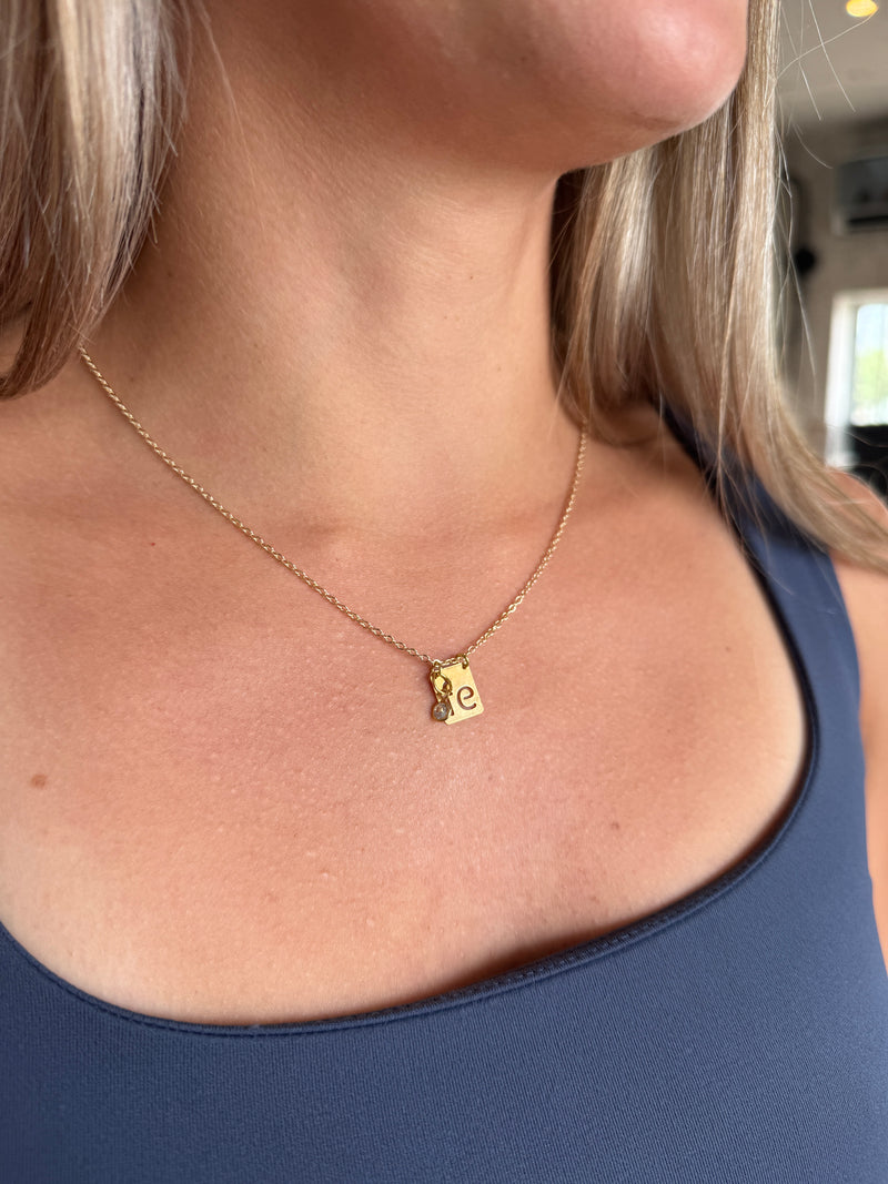 Fe Necklace